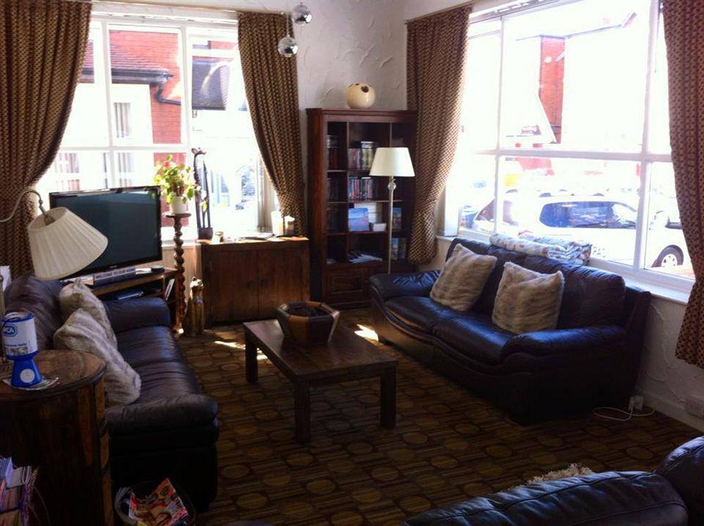 The Fylde Hotel แบล็คพูล ภายนอก รูปภาพ